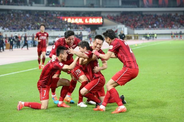 LECW1D1综述：G2 FNC迎来开门红 VIT首战告负