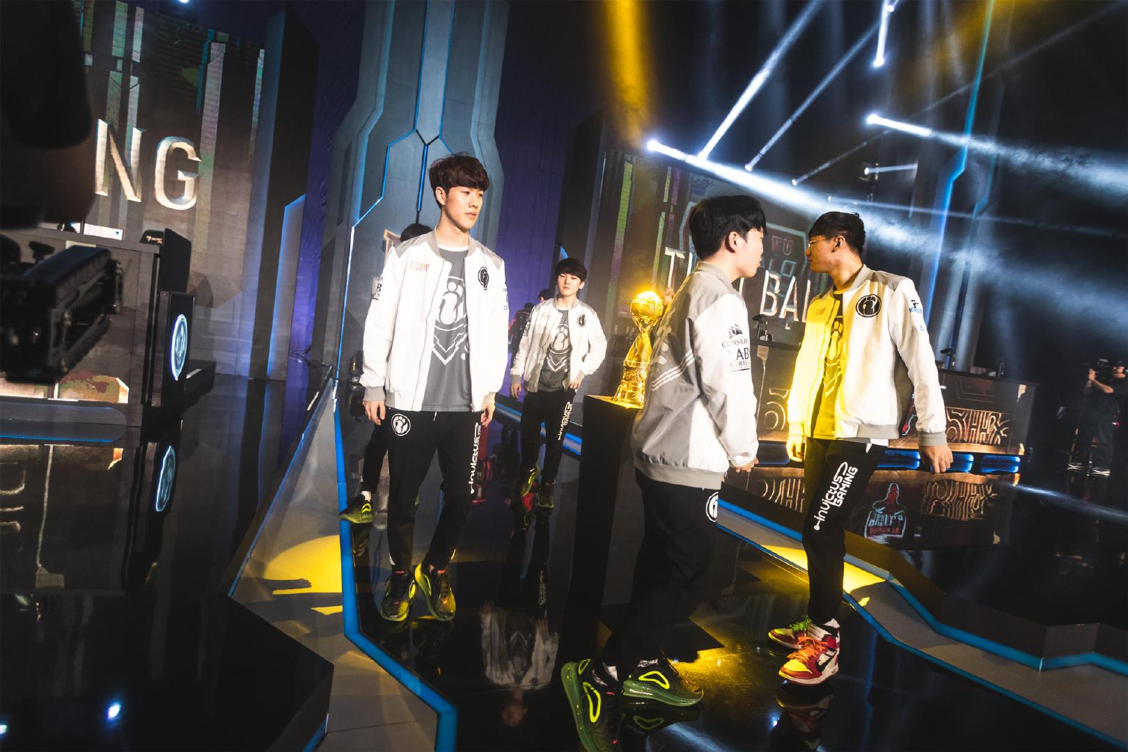 lux ：我从未设想过能以13-0的比分晋级Major